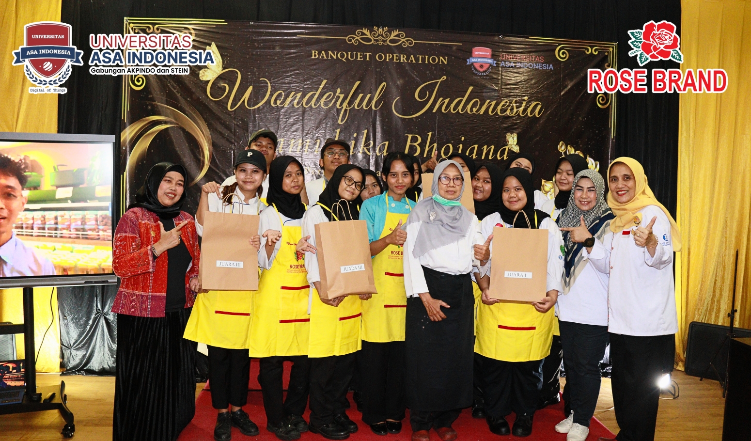 Mahasiswa Chef School menggelar banquet yang di sponsori rose brand